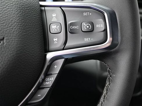 New 2026 RAM 2500 Laramie AWD/4WD image 28