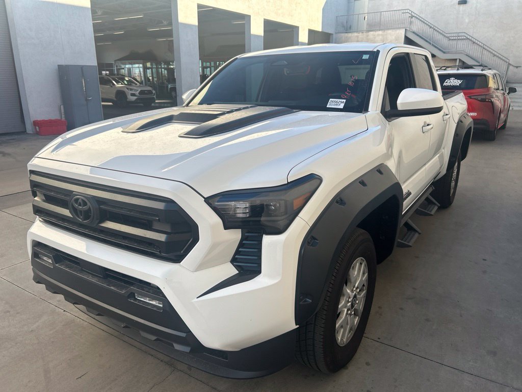 Used 2024 Toyota Tacoma SR5 RWD image 1