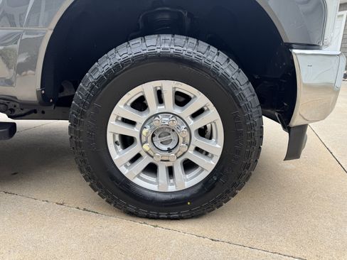 Used 2019 Ford F250 XL w/ STX Appearance Package AWD/4WD image 33