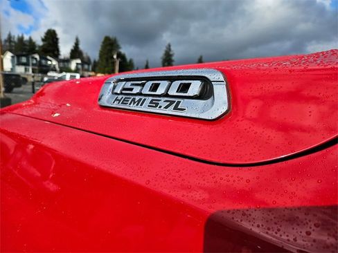 Used 2019 RAM 1500 Big Horn image 10