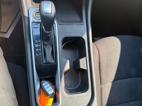 Used 2023 Nissan Sentra SV FWD image 16