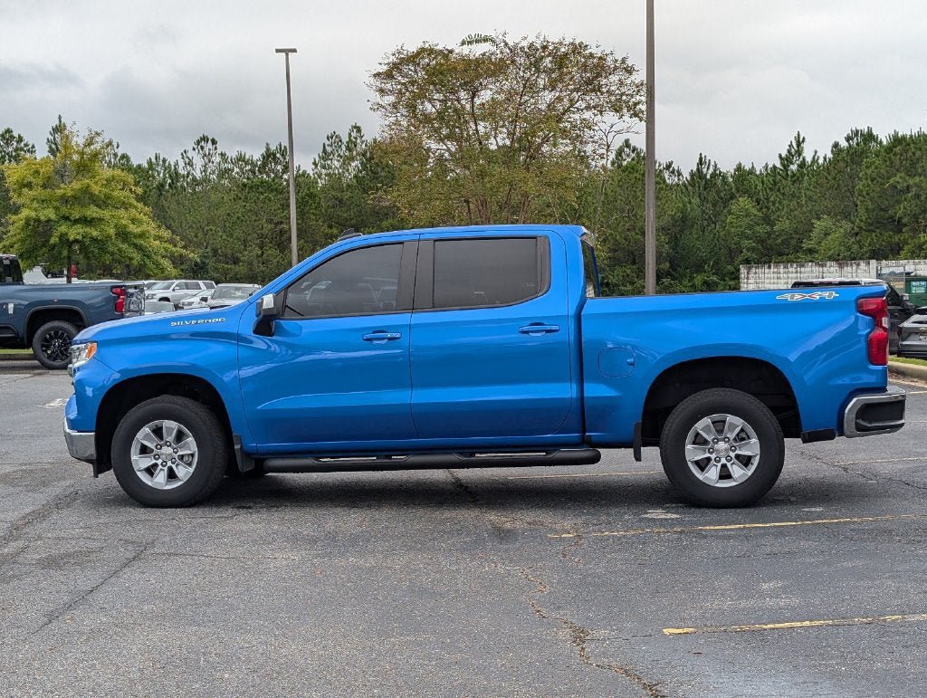 Used 2025 Chevrolet Silverado 1500 LT w/ Protection Package AWD/4WD image 8