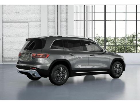 Used 2026 Mercedes-Benz GLB 250 image 19