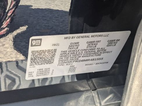 Used 2021 Chevrolet Tahoe Z71 w/ Rear Media and Nav Package AWD/4WD image 39