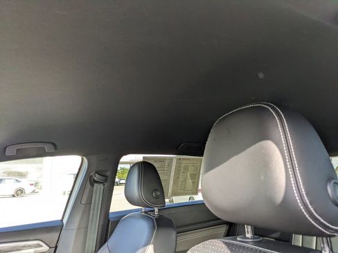 Used 2023 Volkswagen Atlas Cross Sport SE image 20