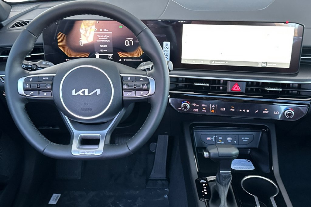 New 2027 Kia K5 GT-Line AWD/4WD image 15