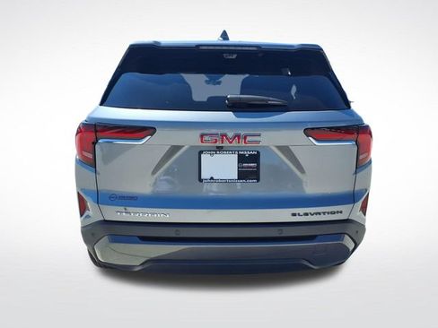 Used 2026 GMC Terrain Elevation w/ Technology Package II FWD image 18