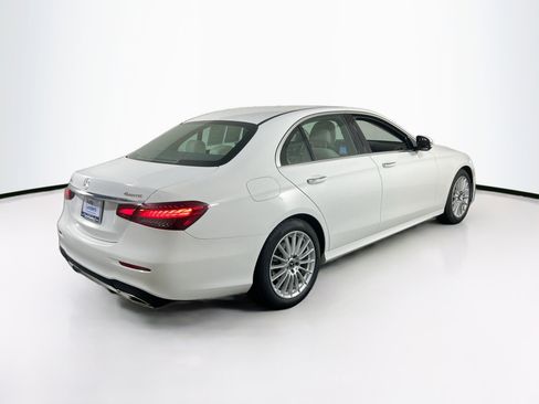 Used 2021 Mercedes-Benz E 350 4MATIC image 5