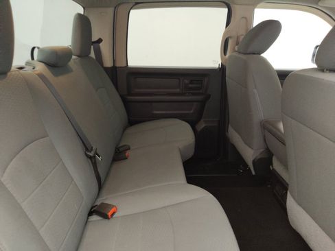 Used 2018 RAM 1500 Express w/ Express Value Package RWD image 19