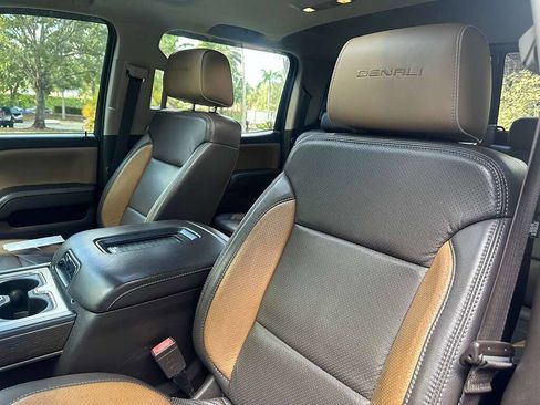 Used 2017 GMC Sierra 2500 Denali w/ Duramax Plus Package image 14