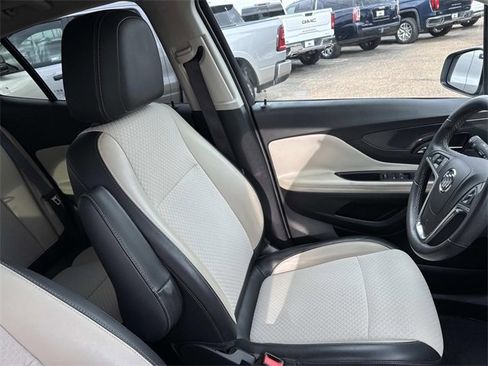 Used 2018 Buick Encore Preferred image 13