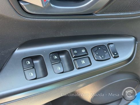 Used 2021 Hyundai Kona SEL Plus FWD image 8