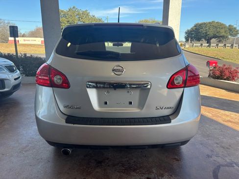 Used 2012 Nissan Rogue SV w/ Premium Pkg image 5
