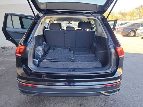 Used 2023 Volkswagen Tiguan S image 34