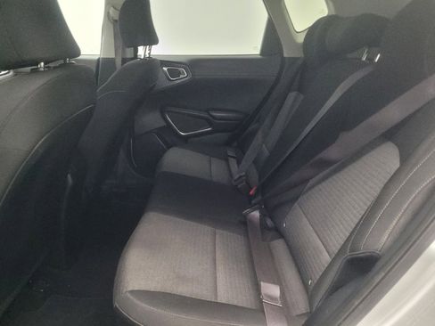 Used 2020 Kia Soul S FWD image 18
