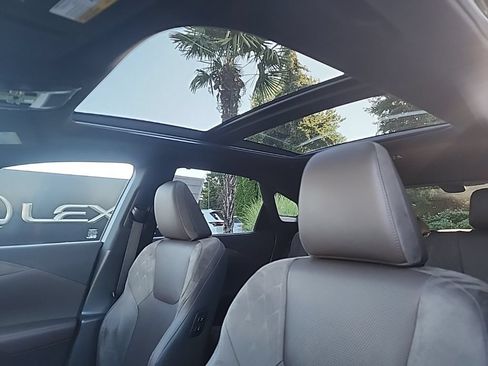 Certified 2025 Lexus RX 450h AWD w/ Convenience Package image 13