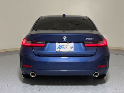 Used 2024 BMW 330i Sedan w/ Convenience Package RWD image 6