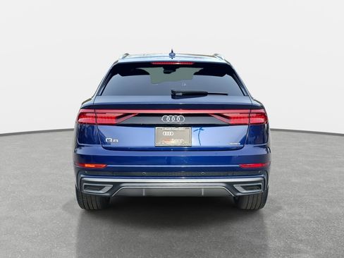 Used 2022 Audi Q8 Premium Plus image 6