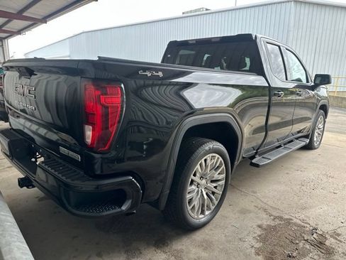 Used 2019 GMC Sierra 1500 Elevation w/ Elevation Value Package AWD/4WD image 9