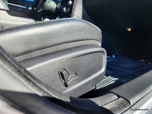 Used 2023 Chrysler 300 S w/ Comfort Group image 29