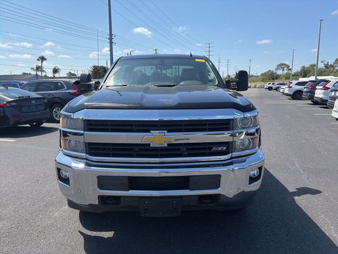 Used 2015 Chevrolet Silverado 2500 LTZ w/ LTZ Plus Package AWD/4WD image 2
