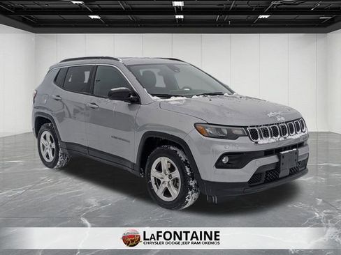 Certified 2024 Jeep Compass Latitude image 7