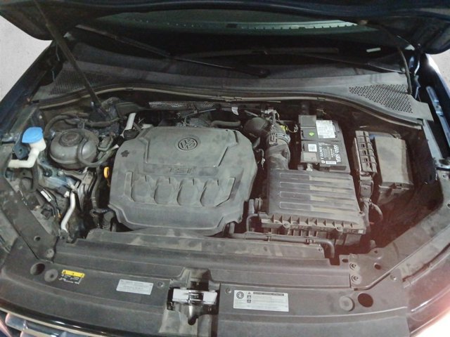 Used 2019 Volkswagen Tiguan SE FWD image 21