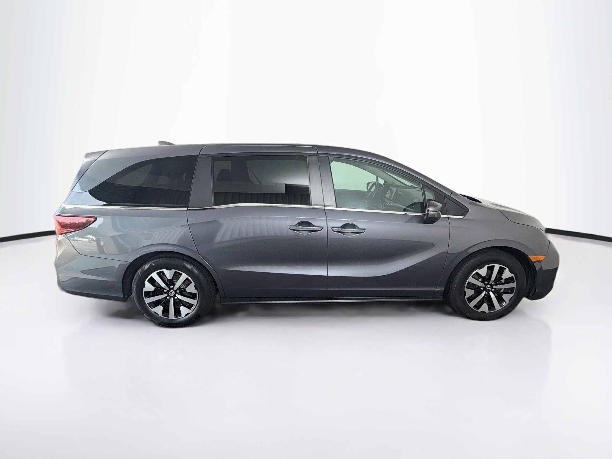 Used 2025 Honda Odyssey EX-L image 10