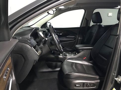 Used 2018 GMC Terrain Denali w/ Advanced Safety Package AWD/4WD image 11