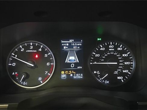 Used 2025 Subaru Ascent Premium image 10