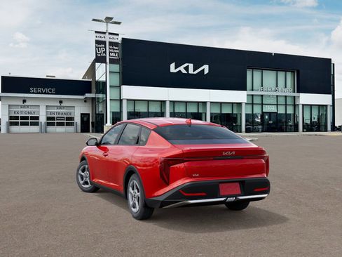 New 2025 Kia K4 LXS image 5