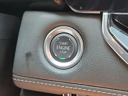 Used 2024 Chevrolet Colorado LT w/ LT Convenience Package RWD image 28