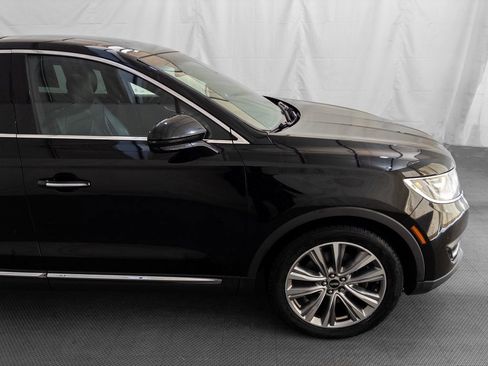 Used 2016 Lincoln MKX Reserve w/ Climate Package image 9