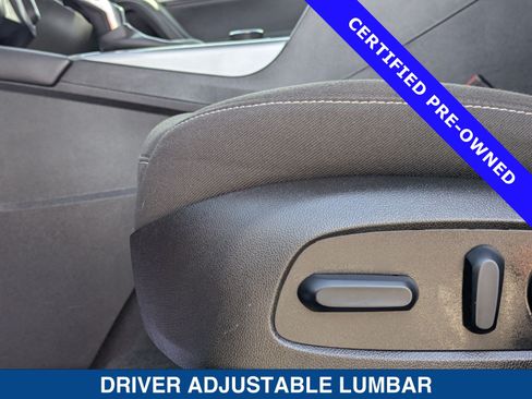 Used 2025 Chevrolet Blazer LT FWD image 23