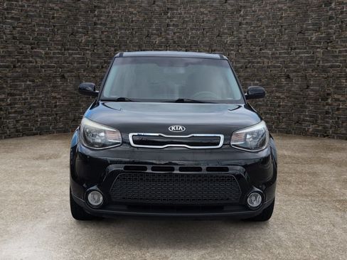 Used 2016 Kia Soul + FWD image 4