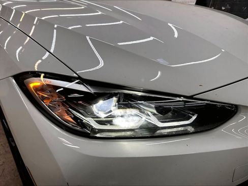Used 2023 BMW i4 eDrive40 RWD image 30