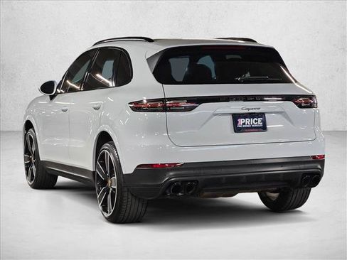 Used 2022 Porsche Cayenne Platinum Edition AWD/4WD image 8