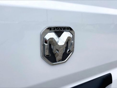 Used 2025 RAM ProMaster 2500 w/ Convenience Group FWD image 23