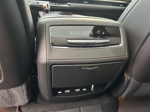 Used 2021 Cadillac Escalade ESV Sport Platinum image 37