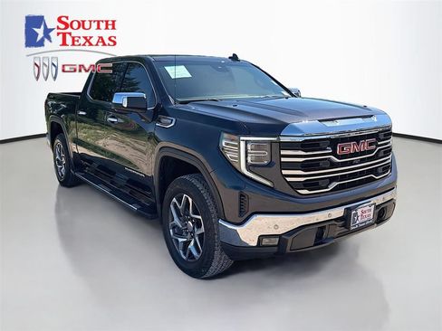 Used 2023 GMC Sierra 1500 SLT AWD/4WD image 1