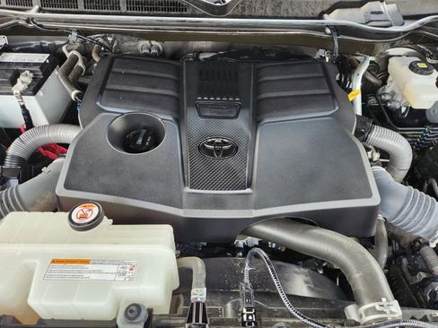 Used 2023 Toyota Tundra SR5 AWD/4WD image 24