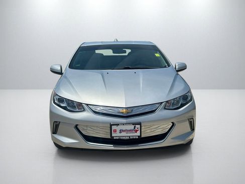 Used 2017 Chevrolet Volt LT FWD image 2