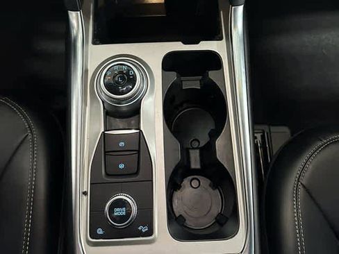 Used 2023 Ford Explorer XLT w/ Equipment Group 202A image 24