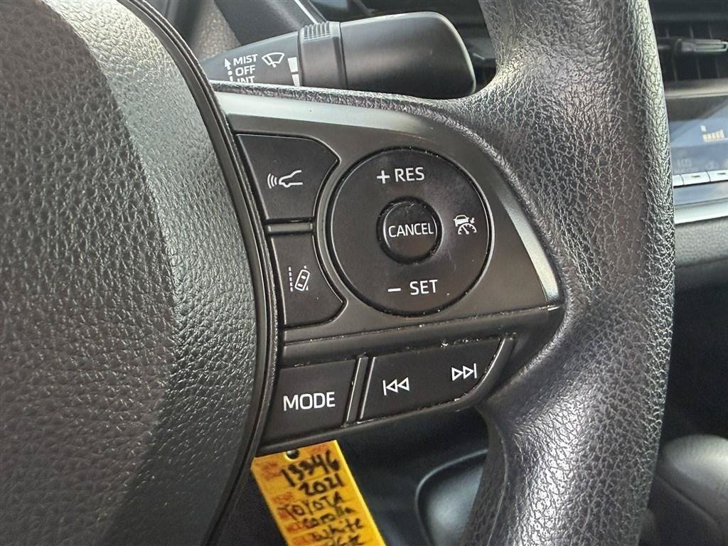 Used 2021 Toyota Corolla LE FWD image 25