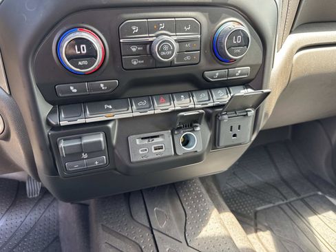 Used 2023 Chevrolet Silverado 2500 LT w/ Convenience Package AWD/4WD image 26