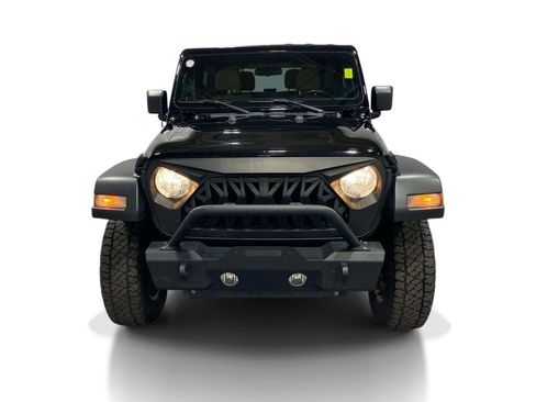 Used 2021 Jeep Wrangler Sport AWD/4WD image 6