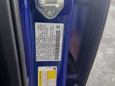 Used 2025 Honda CR-V EX image 18