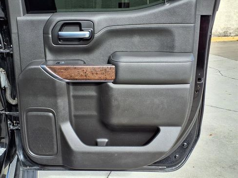 Used 2021 GMC Sierra 1500 Denali w/ Denali Ultimate Package image 12