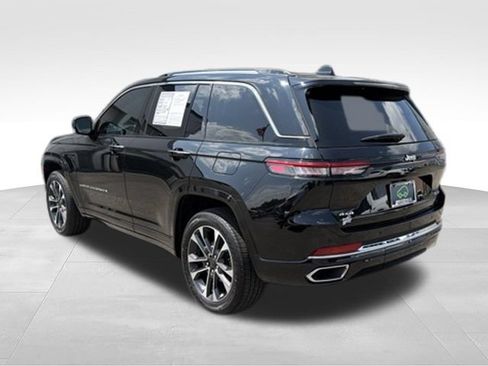 Used 2023 Jeep Grand Cherokee Overland AWD/4WD image 3