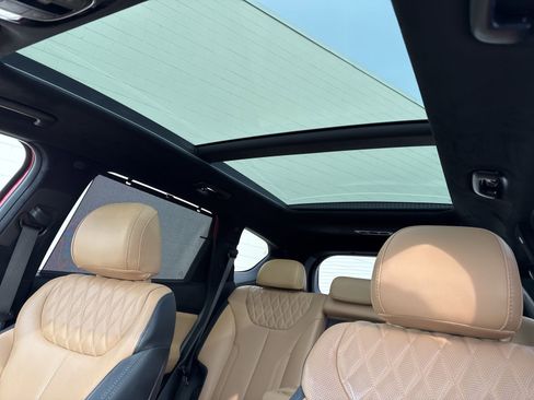 Used 2023 Hyundai Santa Fe Calligraphy image 33